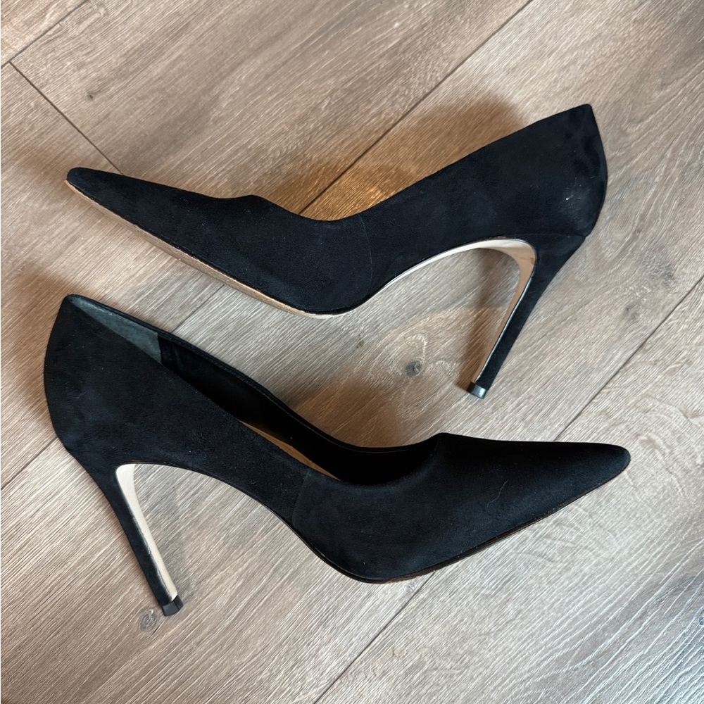 Gianni Bini Black Pointed Toe Pumps